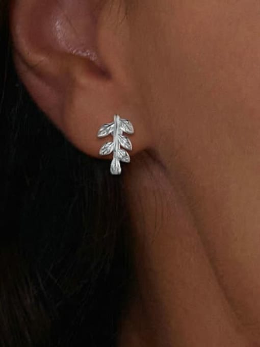 Jare 925 Sterling Silver Leaf Trend Huggie Earring 1