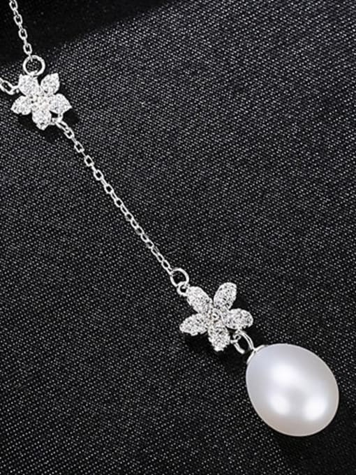 White 7B04 925 Sterling Silver Freshwater Pearl Flower Minimalist Necklace