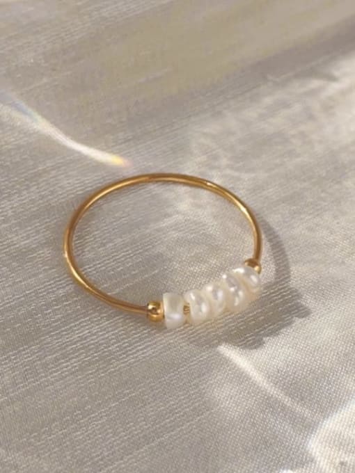 A TEEM Titanium Steel Imitation Pearl Heart Minimalist Band Ring