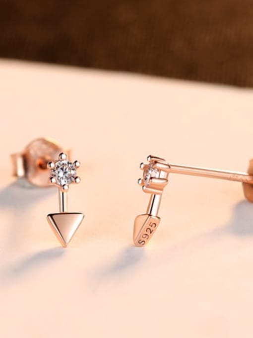 Rose gold 16e03 925 Sterling Silver Cubic Zirconia Triangle Minimalist Stud Earring