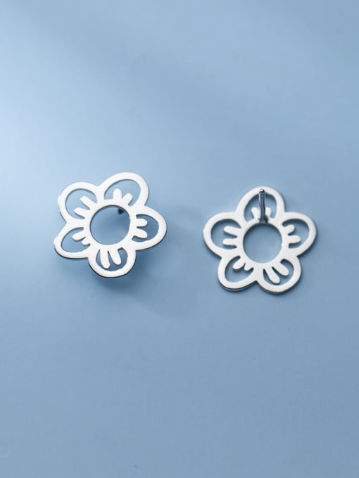 Silver 925 Sterling Silver Hollow  Flower Minimalist Stud Earring