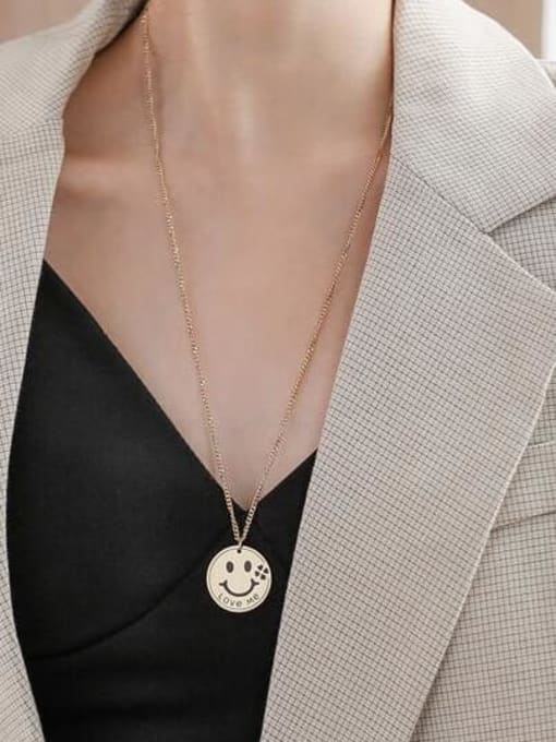 A TEEM Titanium  Minimalist Smiley  pendant Necklace 1