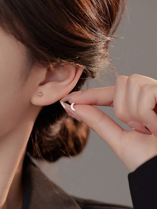 BeiFei Minimalism Silver 925 Sterling Silver Asymmetrical   Star Moon Minimalist Stud Earring 1