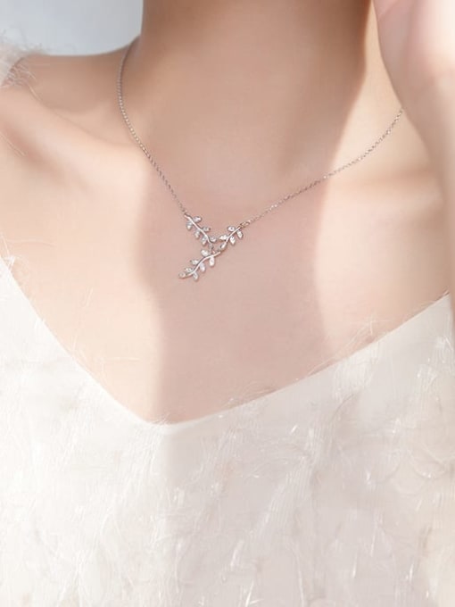 Rosh 925 Sterling Silver Cubic Zirconia Leaf Dainty Necklace 2