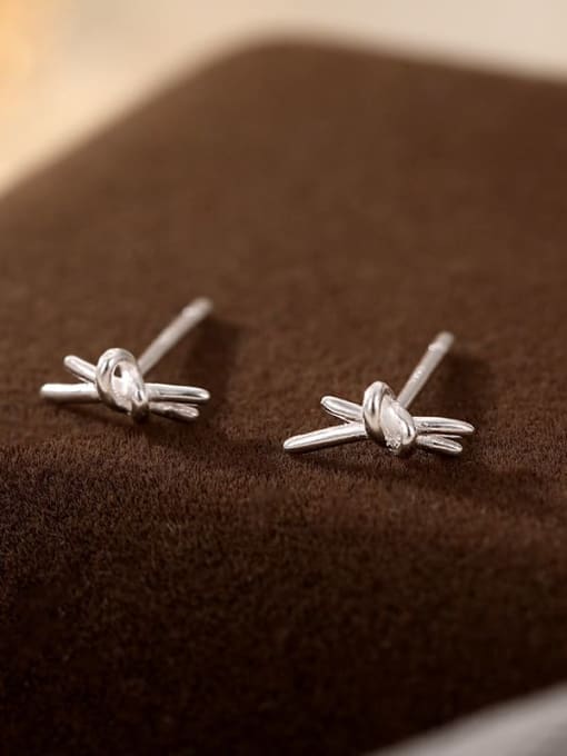 ES2504 【 99 Entangled Knot 】 999 Fine Silver Flower Cute Stud Earring
