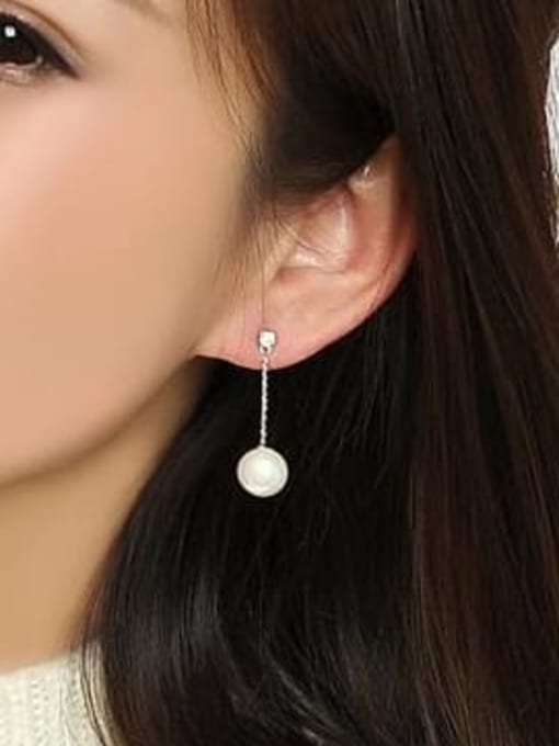 A TEEM Titanium Imitation Pearl White Tassel Minimalist Threader Earring 2
