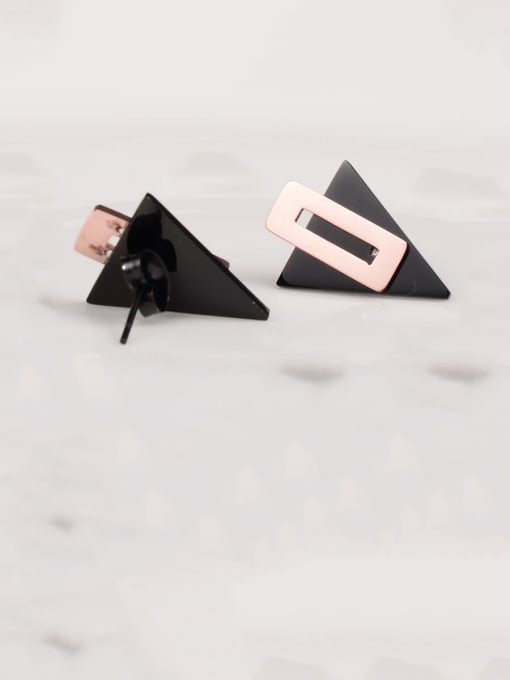 A TEEM Titanium Triangle Minimalist Drop Earring 0