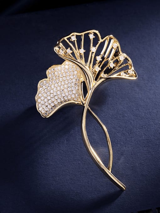 Luxu Brass Cubic Zirconia Flower Luxury Brooch 1