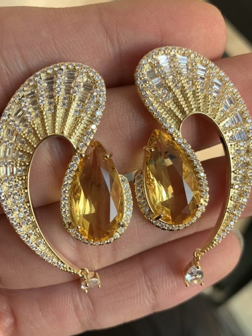 Gold white zirconium Brass Cubic Zirconia Irregular Luxury Stud Earring