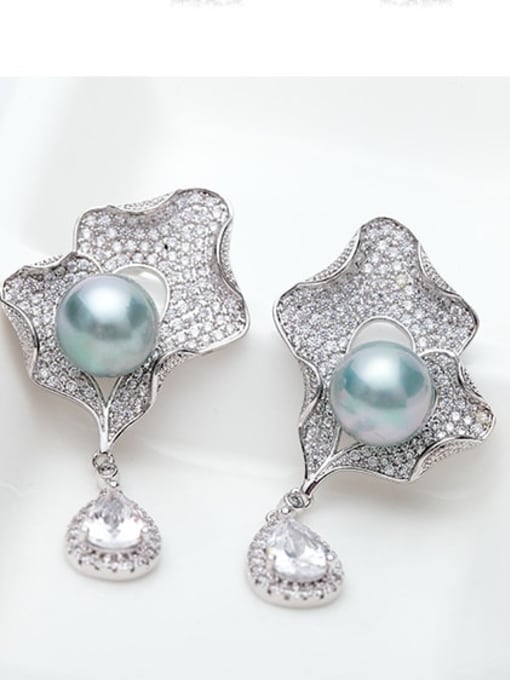Grey bead platinum Copper Cubic Zirconia Flower Luxury Drop Earring