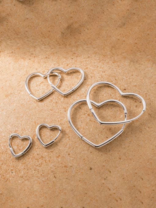 Rosh 925 Sterling Silver Heart Minimalist Huggie Earring