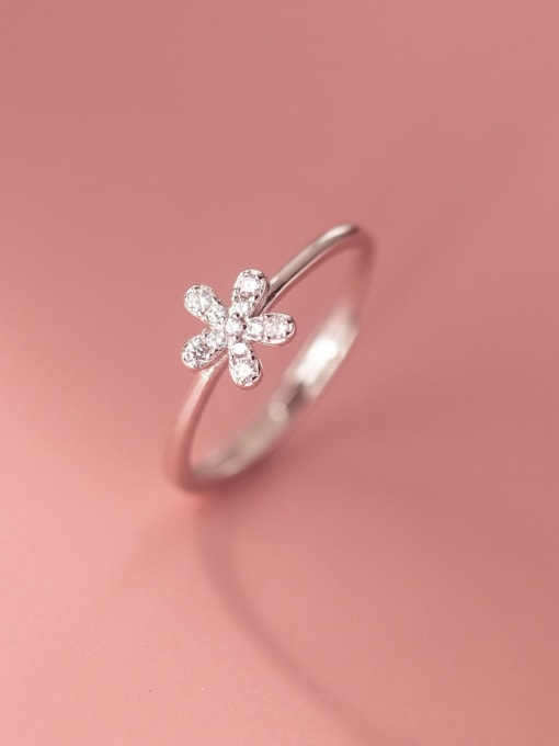 Rosh 925 Sterling Silver Cubic Zirconia Flower Minimalist Band Ring
