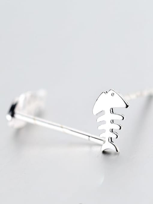 Rosh 925 Sterling Silver  Minimalist Fish Bone Stud Earring 0