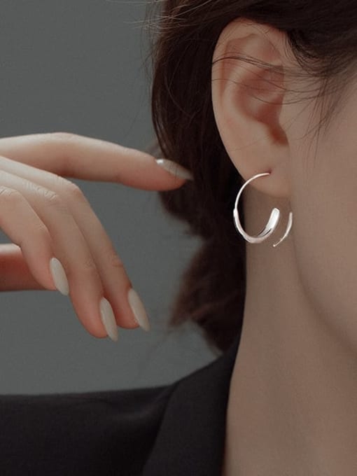 BeiFei Minimalism Silver 925 Sterling Silver Geometric Minimalist Hook Earring 3
