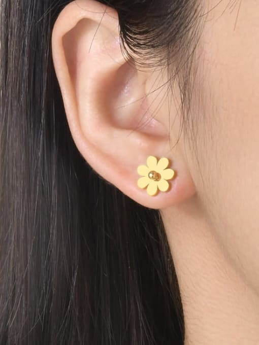 CONG Stainless steel Flower Minimalist Stud Earring 1