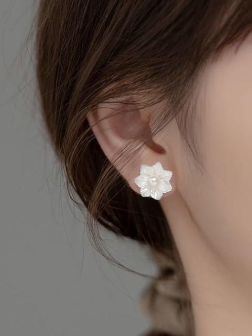 Rosh 925 Sterling Silver Shell Flower Minimalist Stud Earring 1