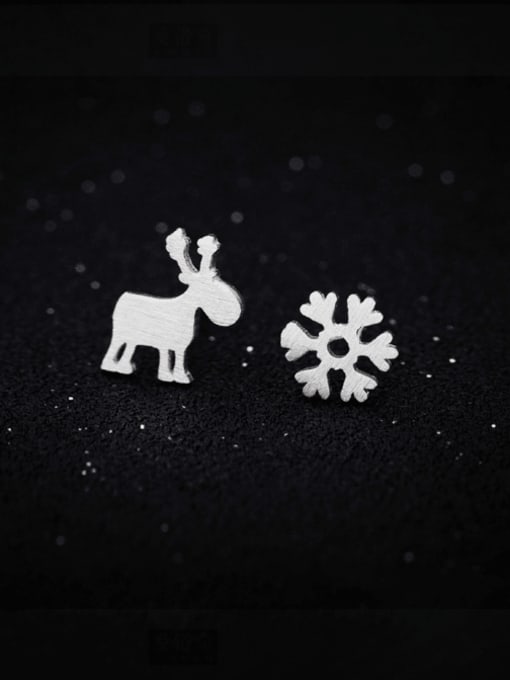 Rosh 925 Sterling Silver  Cute Asymmetrical Brushed Christmas Moose Snowflakes Stud Earring 0