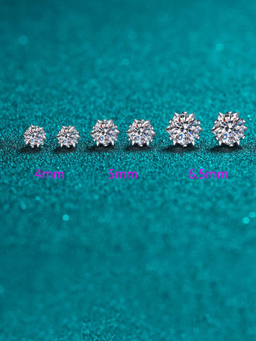 0.3ct(0.6ct:1 pair)  Moissanite Sterling Silver Moissanite Flower Dainty Stud Earring