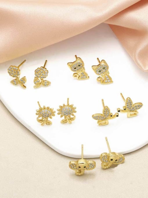 CC Brass Cubic Zirconia Flower Trend Stud Earring 0