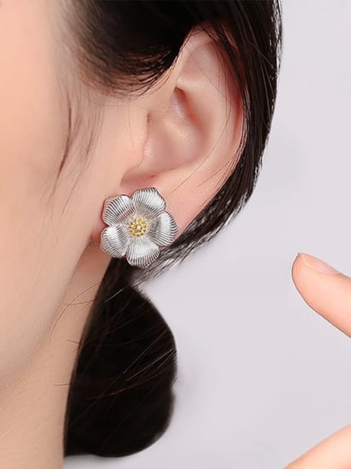 KDP-Silver 925 Sterling Silver Flower Trend Stud Earring 1