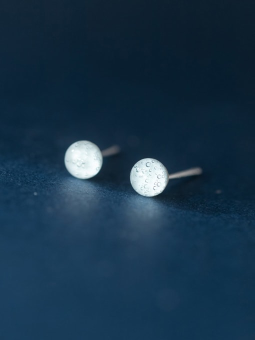 Rosh 925 Sterling Silver Round Minimalist Stud Earring