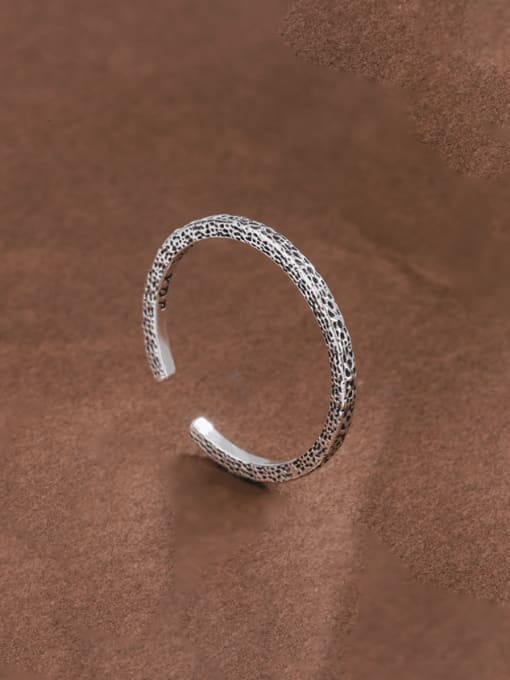 KDP-Silver 925 Sterling Silver Irregular Minimalist Band Ring 2