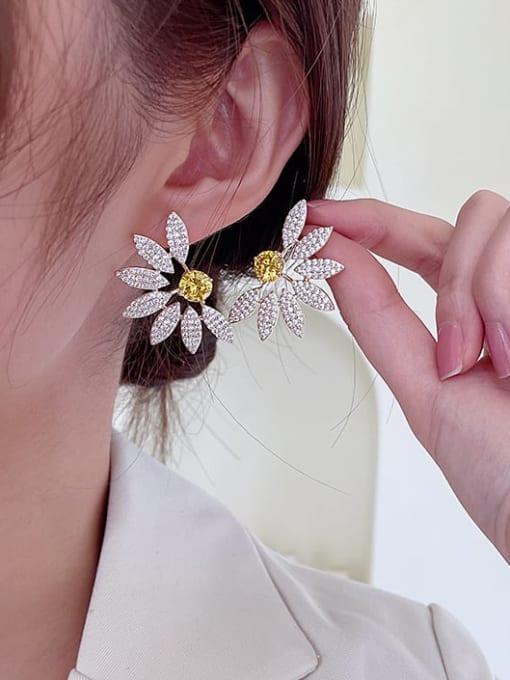 Luxu Brass Cubic Zirconia Flower Luxury Stud Earring 1