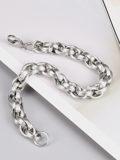 A TEEM Titanium Steel Oval Hip Hop Link Bracelet