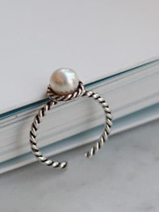 Boomer Cat 925 Sterling Silver Freshwater Pearl Vintage Solitaire Ring 2