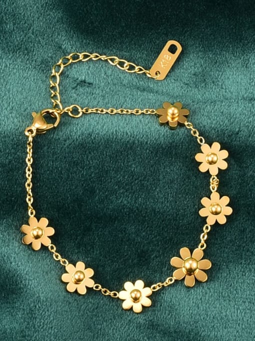 A TEEM Titanium Steel Flower Vintage Link Bracelet