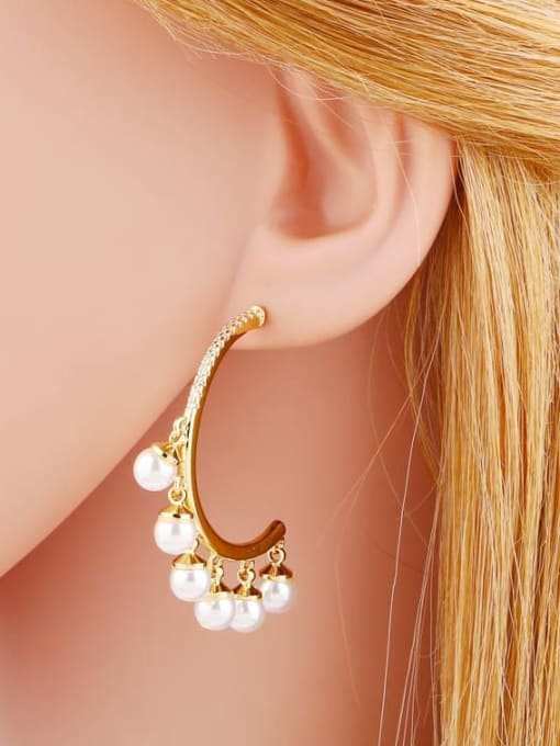 CC Brass Imitation Pearl Geometric Minimalist Stud Earring 1