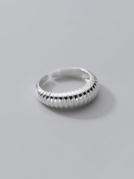 Rosh 925 Sterling Silver Irregular Vintage Band Ring