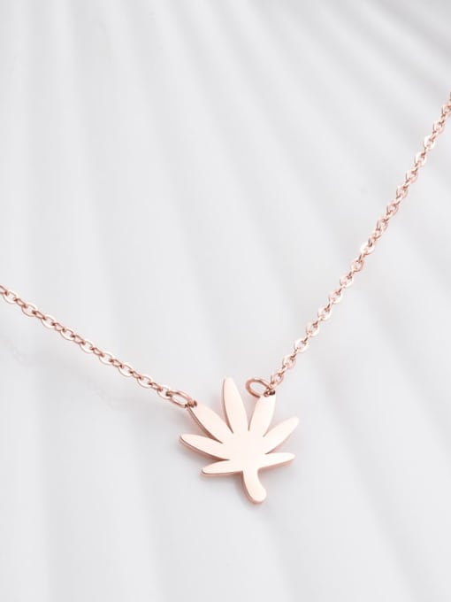 A TEEM Titanium  Simple Maple Leaf Necklace 1