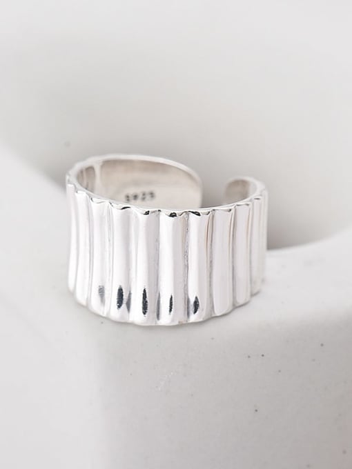 XBOX 925 Sterling Silver  Vintage Striped Geometric Band Ring 0