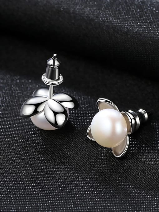 CCUI 925 Sterling Silver Freshwater Pearl Flower Minimalist Stud Earring 2