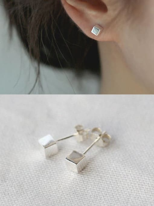 Boomer Cat 925 Sterling Silver Square Minimalist Stud Earring 1