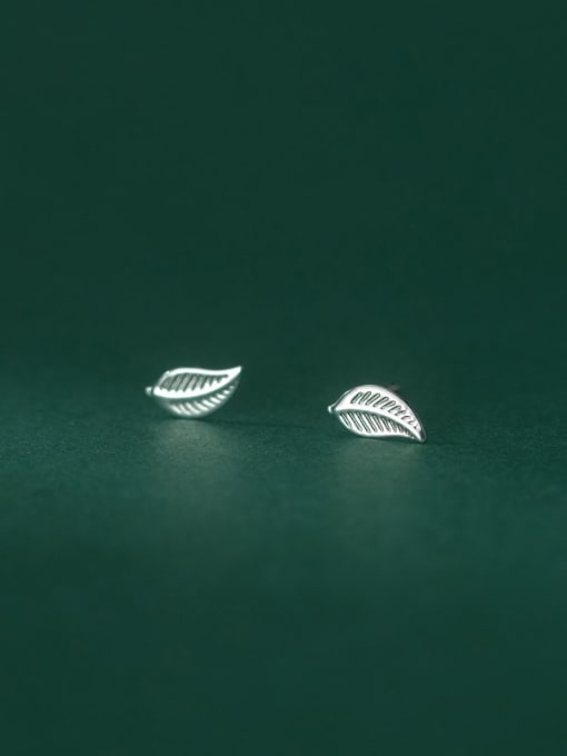 Rosh 925 Sterling Silver Leaf Minimalist Stud Earring 0
