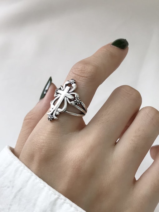 Boomer Cat 925 Sterling Silver Hollow  Cross Vintage Free Size Midi Ring 1