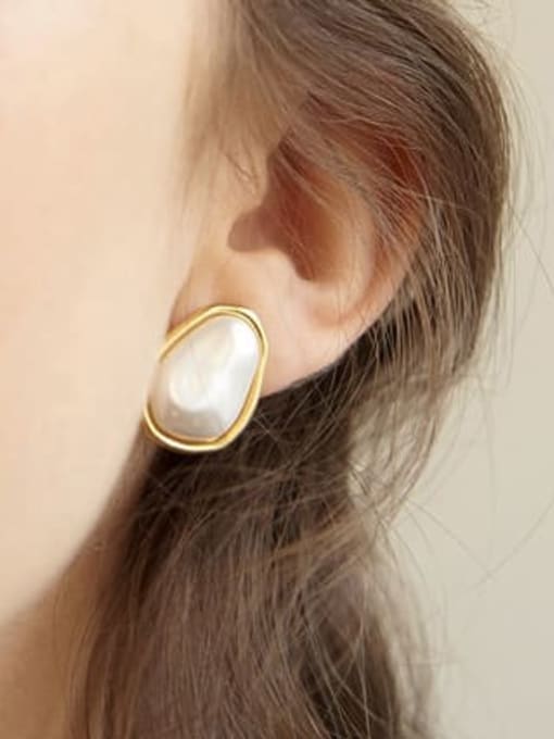 LI MUMU Brass Freshwater Pearl Geometric Minimalist Stud Earring 1