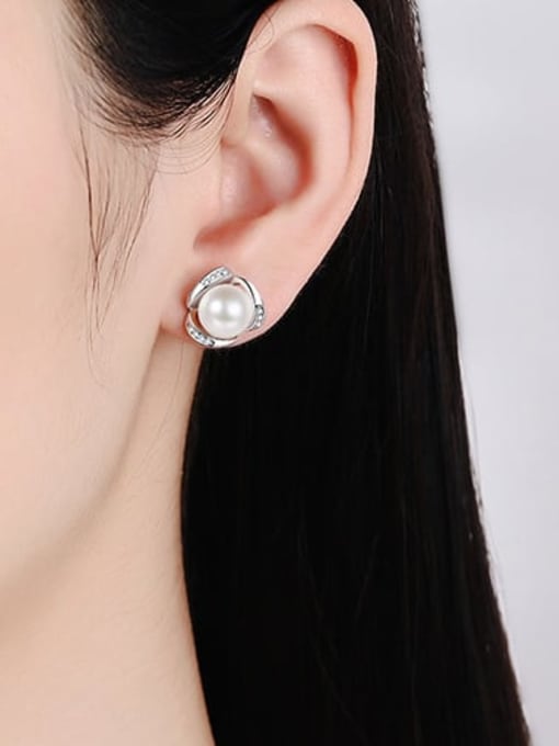 MOISS 925 Sterling Silver Moissanite Flower Classic Stud Earring 1