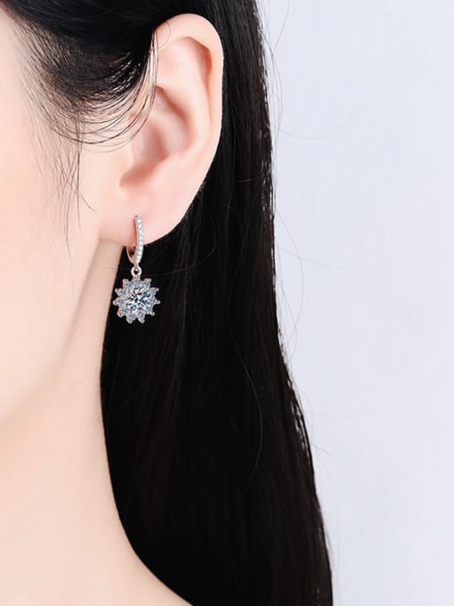 MOISS 925 Sterling Silver Moissanite Flower Dainty Huggie Earring 1