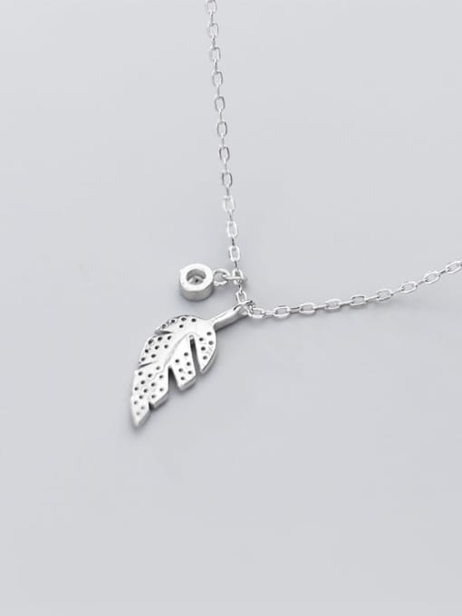 Rosh 925 sterling silver simple fashion Diamond Leaf  Pendant necklace 2