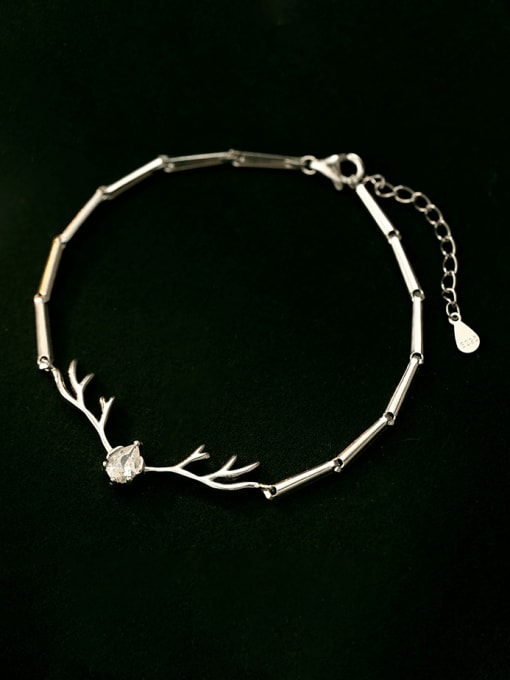 BeiFei Minimalism Silver 925 Sterling Silver Cubic Zirconia Deer Head Minimalist Bracelet 2