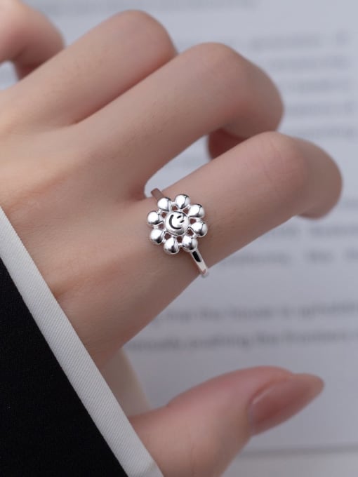 Rosh 925 Sterling Silver Smiley Flower Cute Band Ring 1