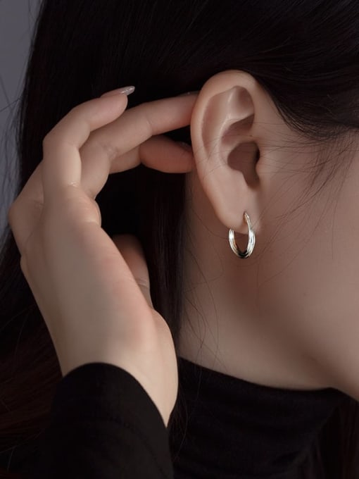BeiFei Minimalism Silver 925 Sterling Silver Geometric Minimalist Hoop Earring 2