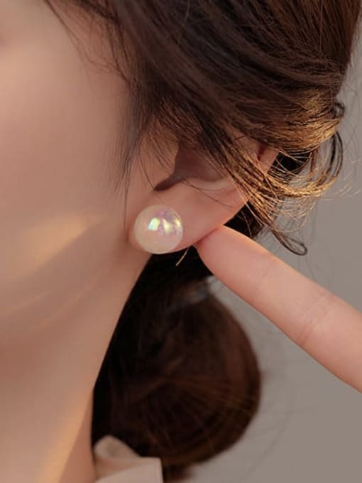 BeiFei Minimalism Silver 925 Sterling Silver Imitation Pearl Round Bead Minimalist Stud Earring 1