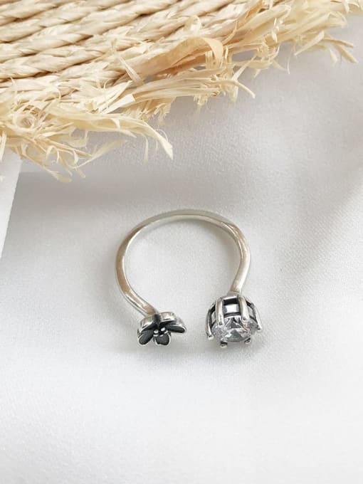 J 253 zircon flower ring 925 Sterling Silver  Square Cubic Zirconia Flower  Vintage Free Size Band Ring