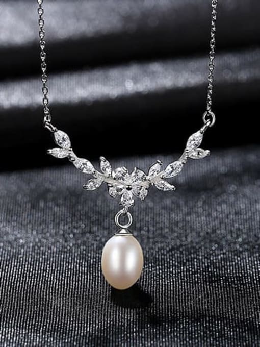 White 7B07 925 Sterling Silver  Micro zircon inlaid freshwater pearl necklace