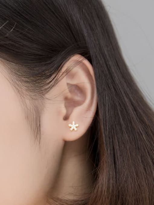 Rosh 925 Silver Artificial Zircon Cute Flower Stud Earrings 1