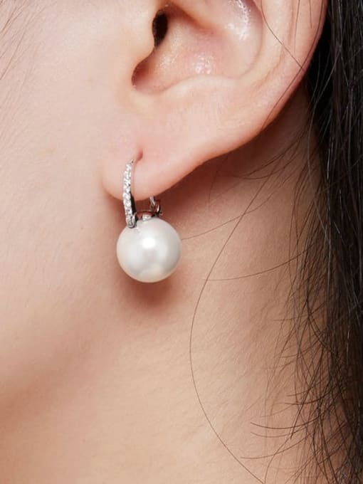 Jare 925 Sterling Silver Imitation Pearl Round Minimalist Hook Earring 1